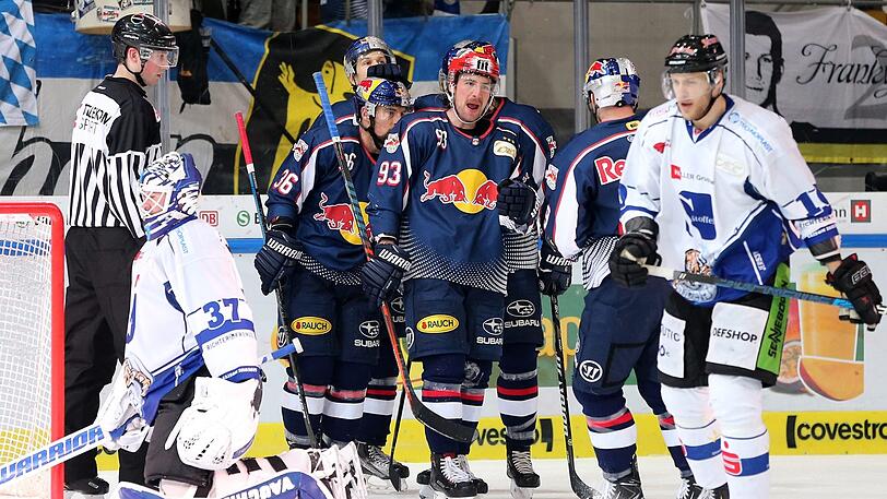 Derbysieger! Der EHC Red Bull München schlägt die Straubing Tigers 4:3.