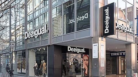 Früher: Mode der spanischen Marke Desigual.