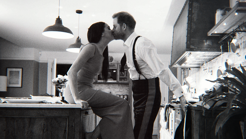Herzogin Meghan und Prinz Harry öffnen ihr privates Fotoalbum für ihre Show auf Netflix. Herzogin Meghan und Prinz Harry öffnen ihr privates Fotoalbum für ihre Show auf Netflix.