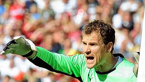 Setzt er seine Karriere in Österreich fort? Jens Lehmann. Setzt er seine Karriere in Österreich fort? Jens Lehmann.