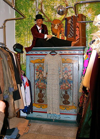 Die schönsten Münchner Second Hand Geschäfte. Hier Alexa's in der Utzschneiderstraße 10. www.alexas.de