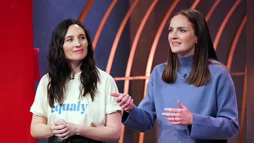 Setzen sich für Gerechtigkeit in der Partnerschaft ein: Ronja Hoffacker (l.) und Louisa Plasberg (r.).