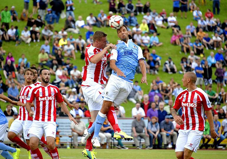 Bilder vom Test gegen Stoke City im Reit im Winkl