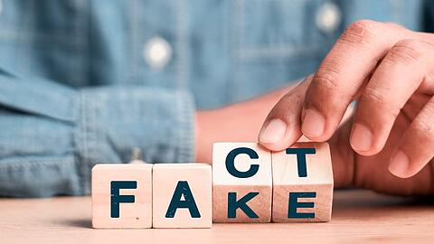 Zwischen Fake und Fakten unterscheiden zu können, wird zunehmend schwieriger.