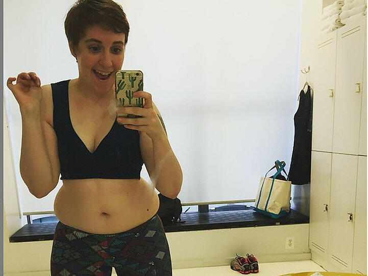Lena Dunham zeigt bei ihren Jogging-Outfits gerne, was sie hat