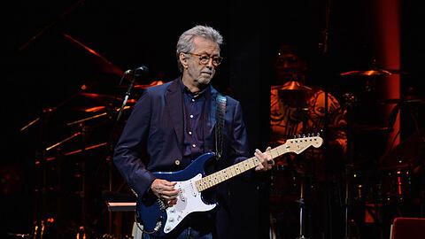 Eric Clapton bei einem Konzert 2021 in Hollywood. In der Olympiahalle lie&szlig; er keine Fotografen zu.