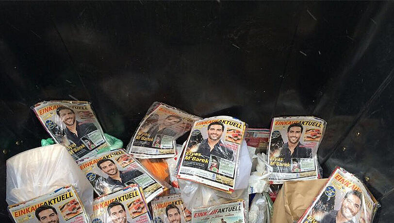 Elyas M'Barek machte eine unschöne Entdeckung im Müllcontainer Elyas M'Barek machte eine unschöne Entdeckung im Müllcontainer
