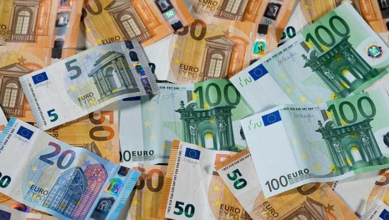 Geworben wird mit Minuszinsen von mittlerweile bis zu 20 Prozent. Geworben wird mit Minuszinsen von mittlerweile bis zu 20 Prozent.
