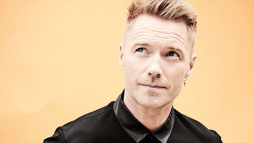 Ronan Keating steht für irischen Charme und zeitlose Melodien. Ronan Keating steht für irischen Charme und zeitlose Melodien.