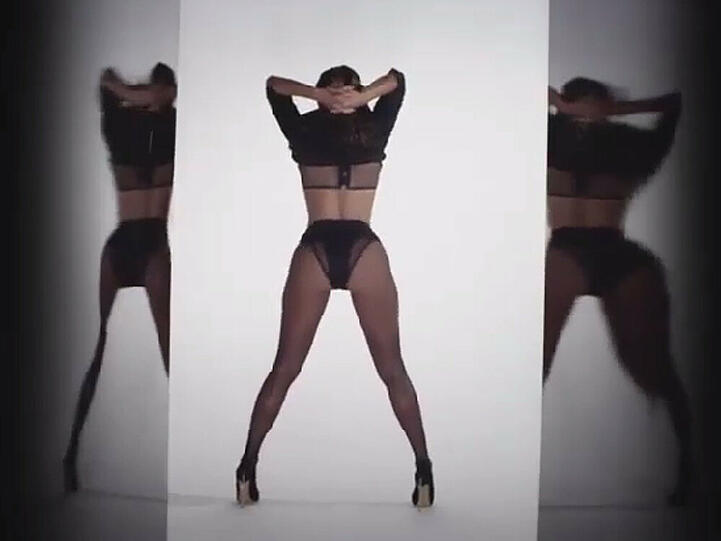 Jennifer Lopez' Rückansicht ist immer noch einen Blick wert