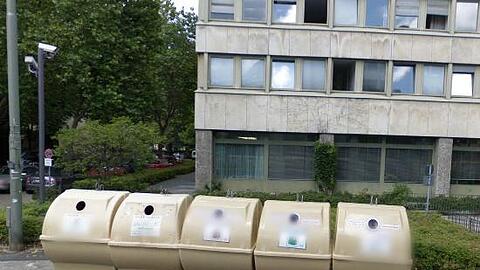 Der Altglascontainer in der Seitzstraße.