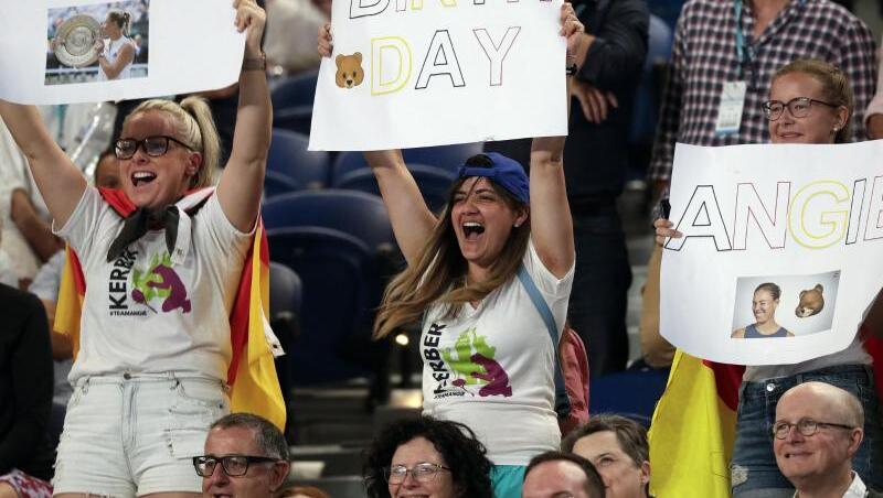 Kerber-Fans sendeten Glückwünsche an die Wimbledonsiegerin. Kerber-Fans sendeten Glückwünsche an die Wimbledonsiegerin.