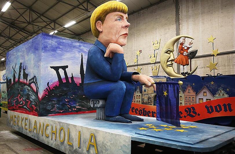 Dieser Wagen befasst sich mit Angela Merkel und ihrer Stellung in Europa.