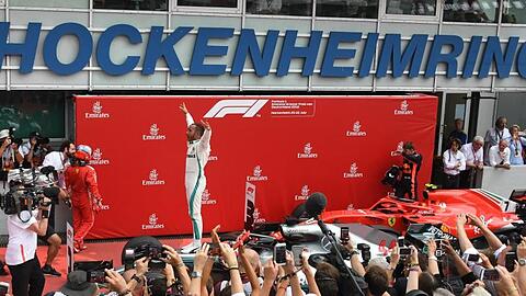 Die Formel 1 könnte in ihren Not-Kalender auch ein Rennen auf dem Hockenheimring aufnehmen: Lewis Hamilton feierte 2018 dort einen Sieg.