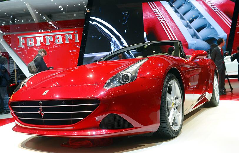 Laut, schnell und wahnsinnig teuer - die Highlights vom Genfer Autosalon. Klicken Sie sich durch!