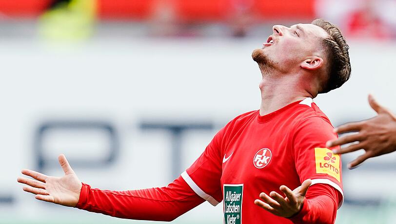 Kaiserslauterns Marlon Ritter hadert mit einer vergebenen Chance.