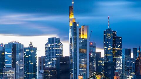 Die Bankenskyline in Frankfurt am Main.