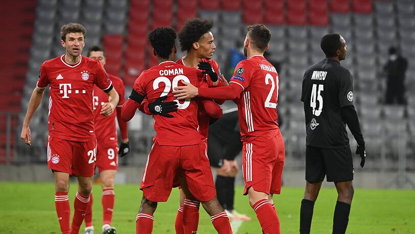 Der FC Bayern gewinnt mit 3:1 gegen RB Salzburg. Der FC Bayern gewinnt mit 3:1 gegen RB Salzburg.