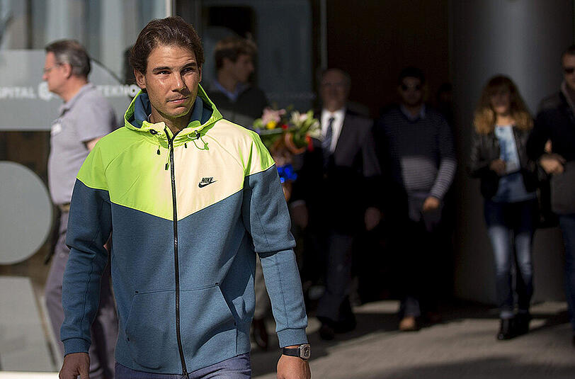 Rafael Nadal hat gerade erst eine Blinddarm-OP hinter sich. Jetzt soll der Rücken therapiert werden.