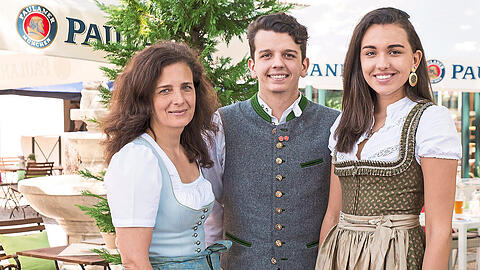 Der Spöckmeier wird zur Familiensache: Arabella Schörghuber startet mit ihren beiden Kindern Ramona und Alex durch.
