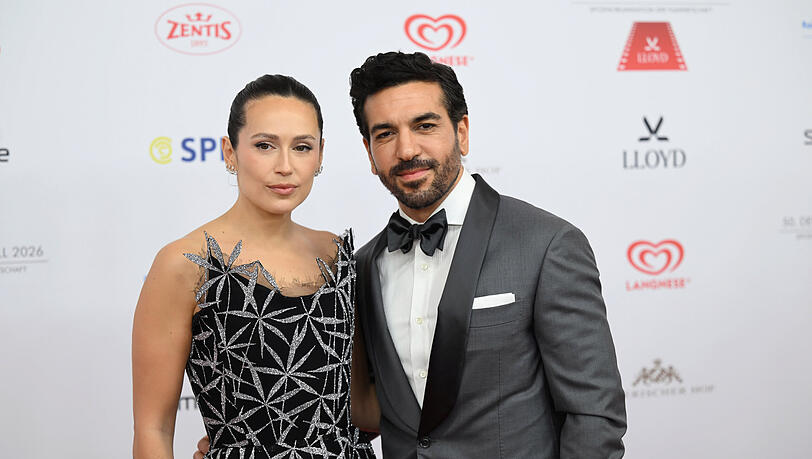 Elyas M'Barek und Jessica Riso noch vor wenigen Monaten beim 50. Deutschen Filmball im Bayerischen Hof in München. Vor wenigen Wochen gab der Schauspieler seine Trennung bekannt - darüber sprechen will Elyas M'Barek auf Nachfrage der AZ im Interview nicht. Elyas M'Barek und Jessica Riso noch vor wenigen Monaten beim 50. Deutschen Filmball im Bayerischen Hof in München. Vor wenigen Wochen gab der Schauspieler seine Trennung bekannt - darüber sprechen will Elyas M'Barek auf Nachfrage der AZ im Interview nicht.