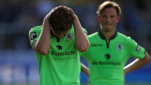 Enttäuschte Löwen nach Spielende: Herbert Paul und Christian Köppel