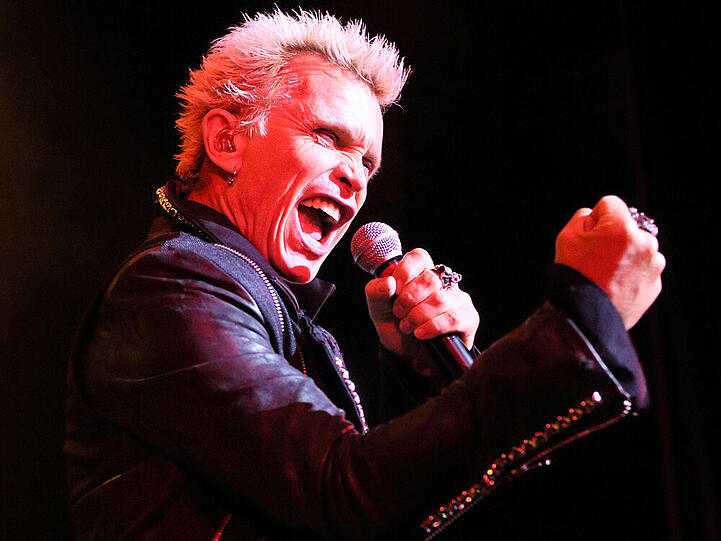 Billy Idol bei einem US-Konzert im Mai 2014