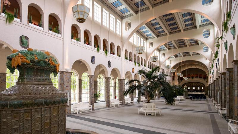 Die Wandelhalle im Kurpark in Bad Kissingen. Foto: Daniel Karmann/Archiv