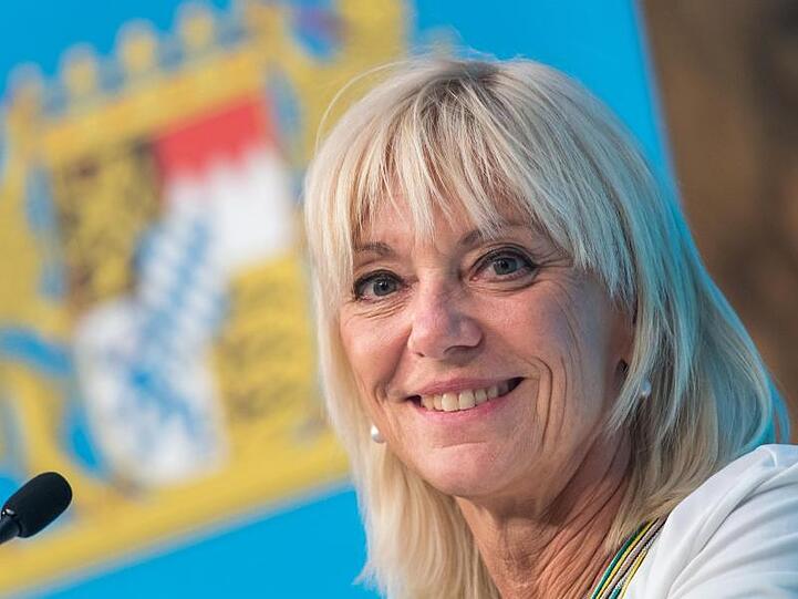 Carolina Trautner (CSU), Staatsministerin für Familie, Arbeit, Soziales. Foto: Peter Kneffel/dpa/Archivbild