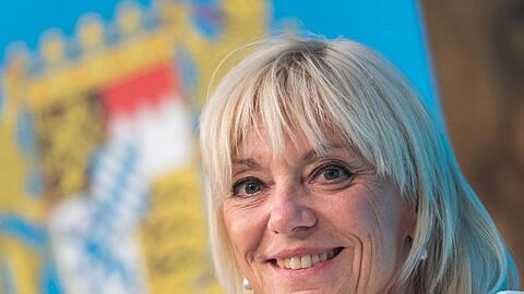 Carolina Trautner (CSU), Staatsministerin für Familie, Arbeit, Soziales. Foto: Peter Kneffel/dpa/Archivbild