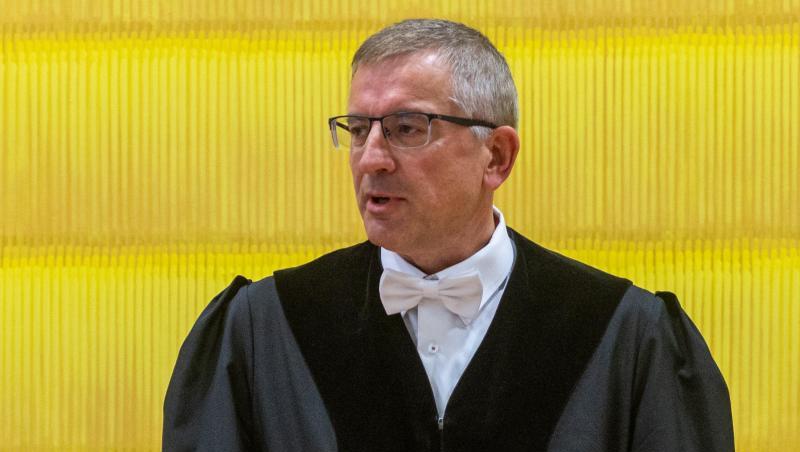 Georg Kimmerl, Vorsitzender Richter, steht im Verhandlungssaal im Landgericht. Foto: Armin Weigel/dpa Georg Kimmerl, Vorsitzender Richter, steht im Verhandlungssaal im Landgericht. Foto: Armin Weigel/dpa