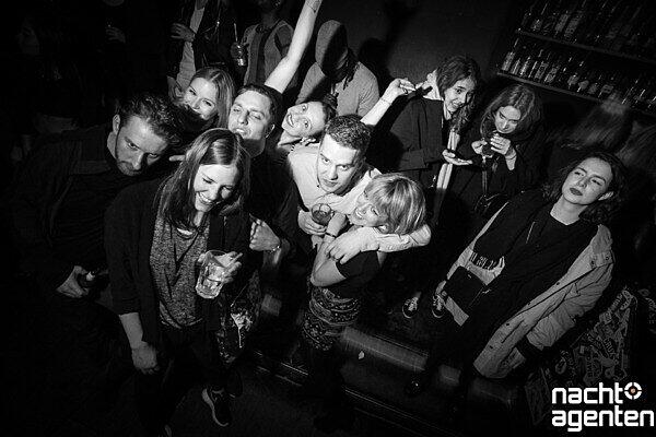 Die besten Partybilder vom Samstag. Hier aus dem Crux.