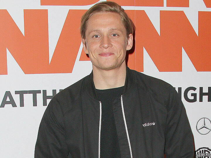 Matthias Schweighöfer beweist auf Twitter mal wieder seinen untrüblichen Sinn für Humor