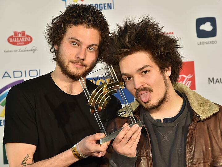 Philipp Dausch (l) und Clemens Rehbein vom Duo Milky Chance