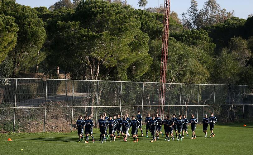 Die Bilder von der Vormittagseinheit am zweiten Tag des Trainingslagers.