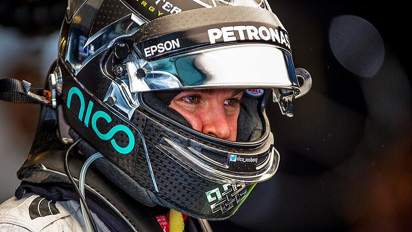 Erste Kraftprobe knapp verloren, aber den WM-Titel weiter vor Augen: Mercedes-Pilot Nico Rosberg. Erste Kraftprobe knapp verloren, aber den WM-Titel weiter vor Augen: Mercedes-Pilot Nico Rosberg.