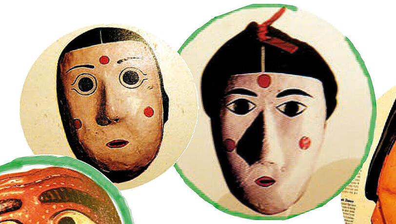 In der Inszenierung kommen koreanische Masken zum Einsatz. In der Inszenierung kommen koreanische Masken zum Einsatz.