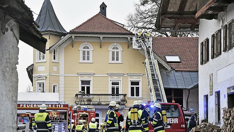 Feuerwehreinsatz in Sauerlach. Die Bilder! Feuerwehreinsatz in Sauerlach. Die Bilder!