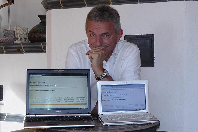 Sebastian Schuhbeck: Der Religionslehrer betreibt die Homepage "schuhbeck.com". Fotos: T&T, privat