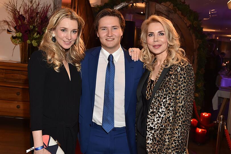 Prinzessin Theresa zu Leiningen, Aly Aga Khan, Prinzessin Dr. Gabriela zu Leiningen