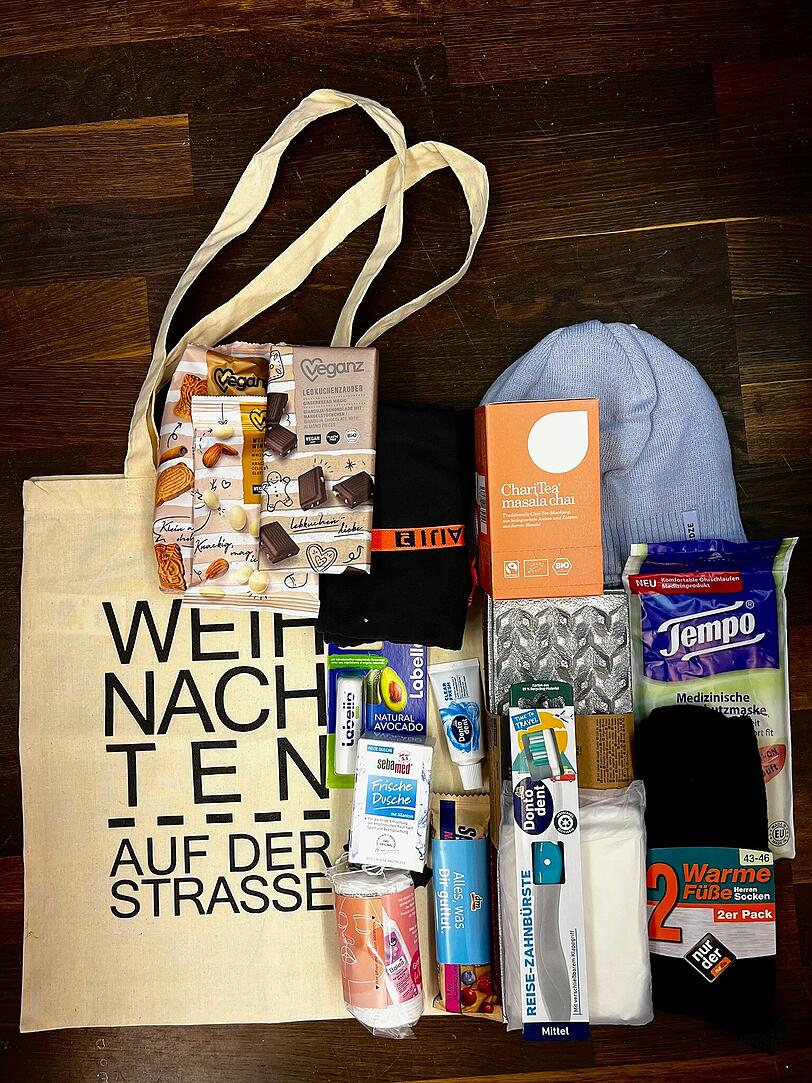 Thrive International e.V. will in diesem Jahr 400 Geschenktaschen verteilen. Thrive International e.V. will in diesem Jahr 400 Geschenktaschen verteilen.