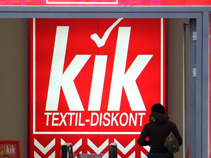 Textildiscounter Kik will ab dem 1. Oktober allen Mitarbeitern einen Mindestlohn von 7,50 Euro in der Stunde zahlen
