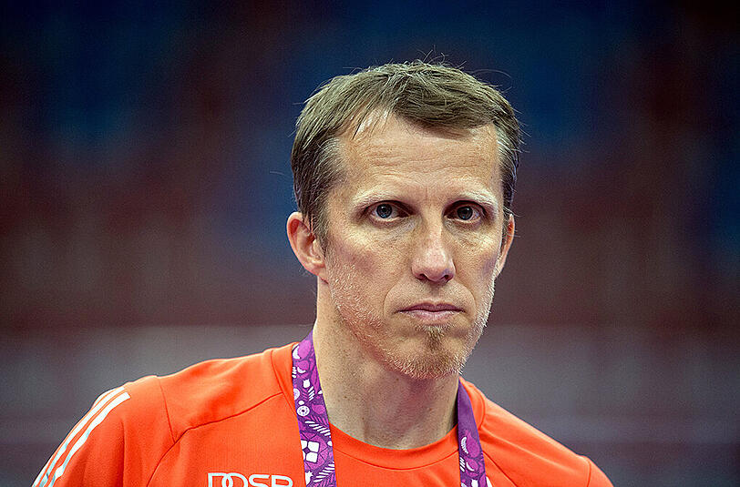 Bedient, aber nicht besorgt: Tischtennis-Herren-Bundestrainer Jörg Roßkopf.