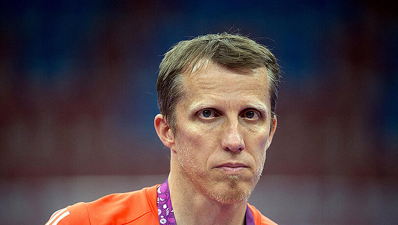Bedient, aber nicht besorgt: Tischtennis-Herren-Bundestrainer Jörg Roßkopf. Bedient, aber nicht besorgt: Tischtennis-Herren-Bundestrainer Jörg Roßkopf.