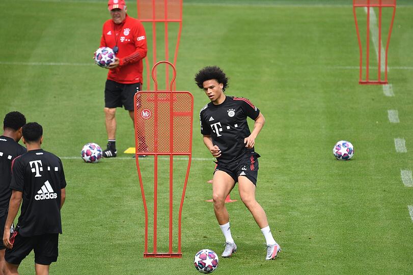 Am Ball trainiert wird natürlich auch noch...