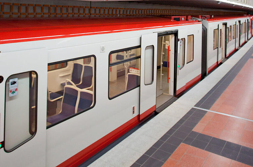 U-Bahn in Nürnberg: Eine Lichtschranke im Gleis rettete einem Betrunkenen das Leben.