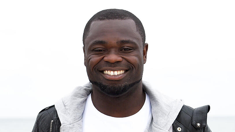 Auch Gerald Asamoah hatte während seiner aktiven Karriere mit Rassismus-Vorfällen zu kämpfen. Auch Gerald Asamoah hatte während seiner aktiven Karriere mit Rassismus-Vorfällen zu kämpfen.