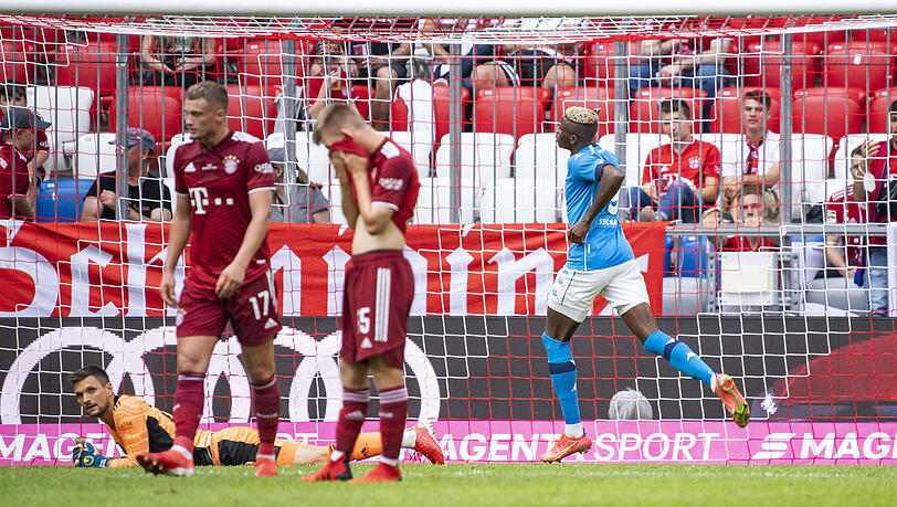 Der FC Bayern verliert den vierten Test gegen den SSC Neapel mit 0:3.