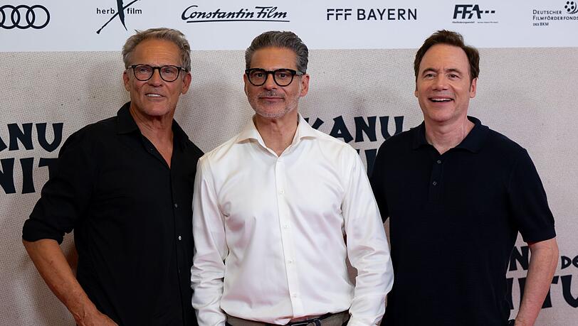 Christian Tramitz (l-r), Rick Kavanian und Michael "Bully" Herbig feiern zurzeit mit "Das Kanu des Manitu" einen riesigen Erfolg. (Archivbild)