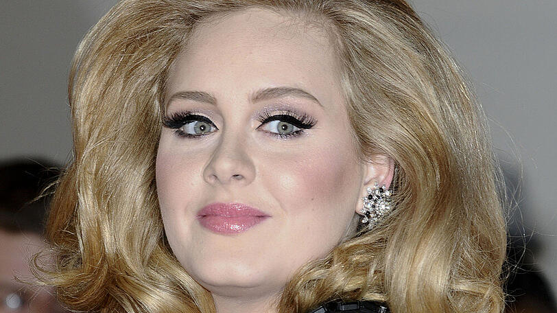 Sängerin Adele begeistert als Gastgeberin von "Saturday Night Live" - so sieht sie allerdings nicht mehr aus.